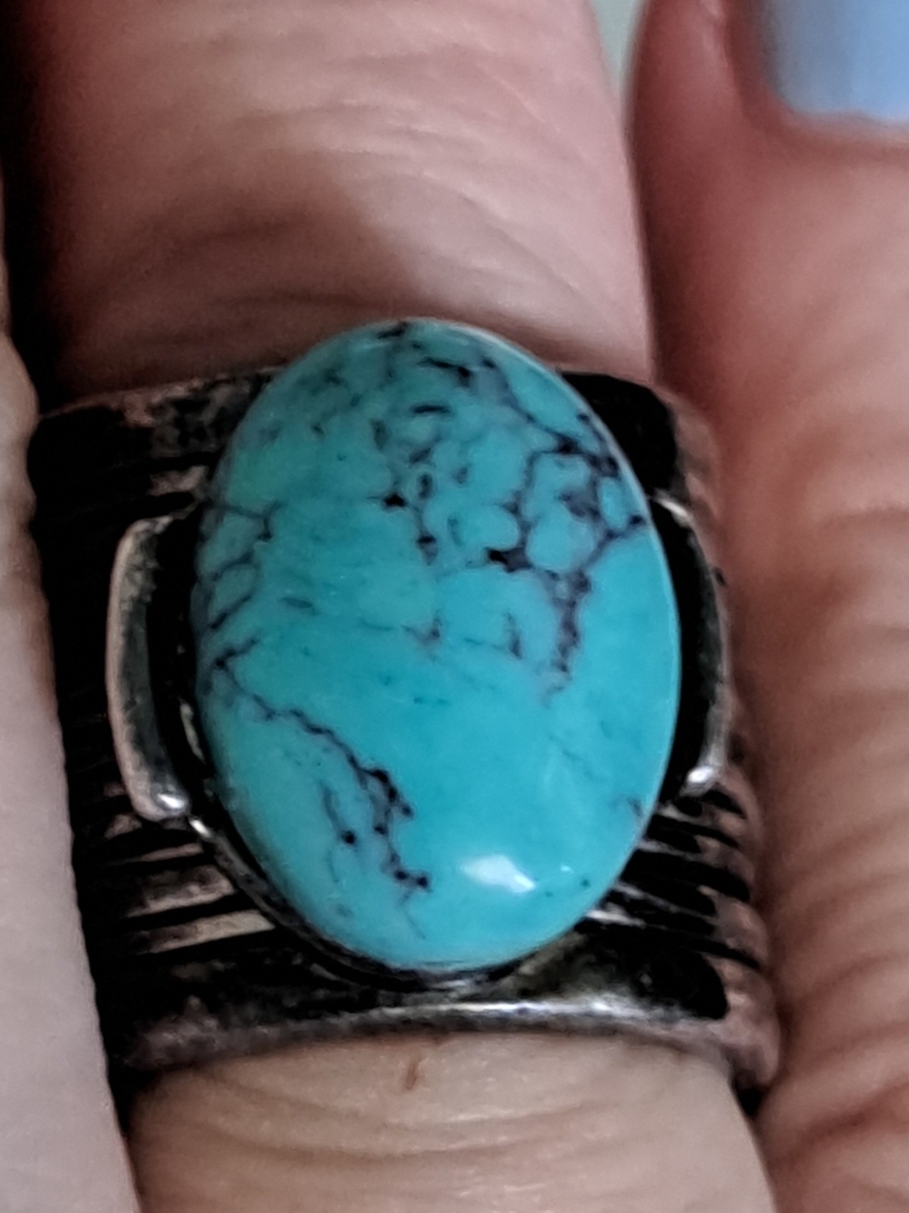 Premier Designs Granada Turquoise Oval Stone Ring in Blue